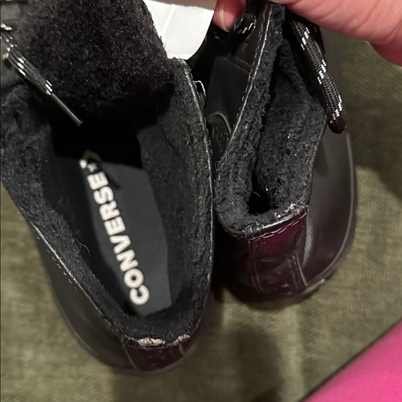 Black Leather/ fur   Converse - Picture 12 of 16